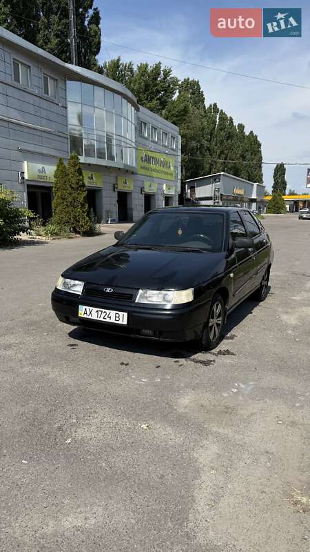 Хэтчбек ВАЗ / Lada 2112 2008 в Харькове