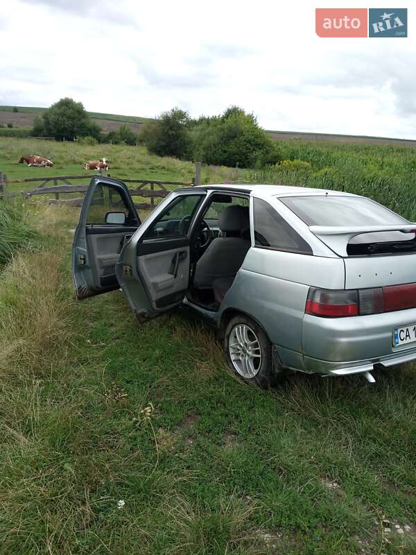 Хэтчбек ВАЗ / Lada 2112 2007 в Белогорье