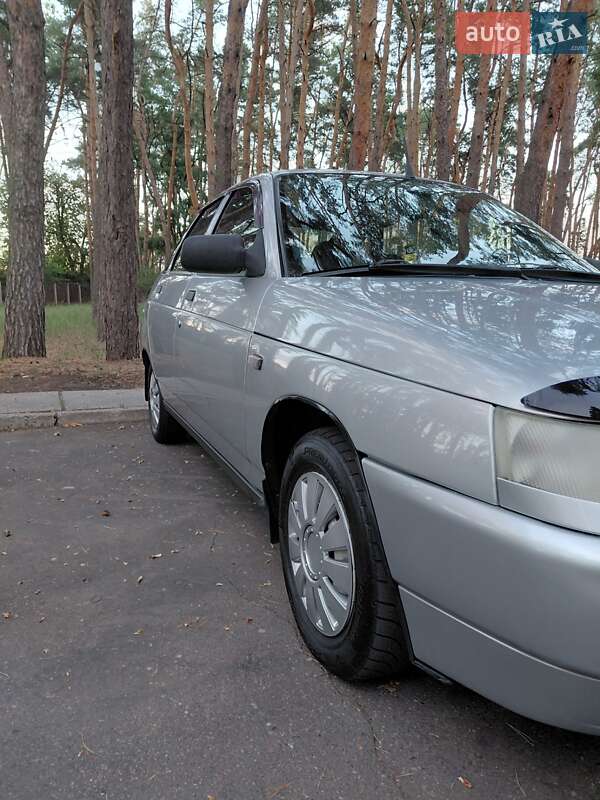 Хэтчбек ВАЗ / Lada 2112 2006 в Черкассах