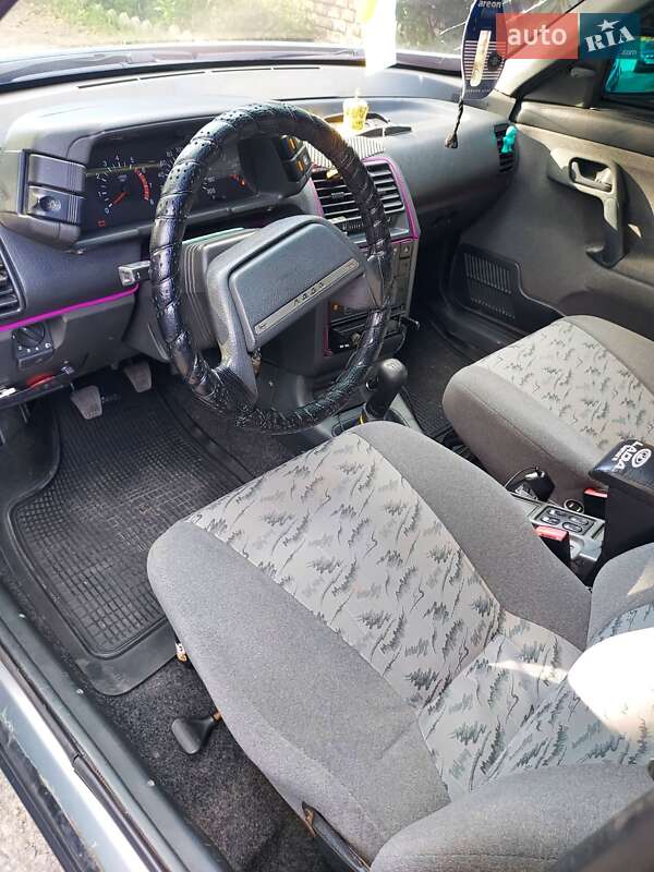 Хэтчбек ВАЗ / Lada 2112 2007 в Жмеринке фото 9 Хэтчбек ВАЗ / Lada 2112 2007 в Жмеринке