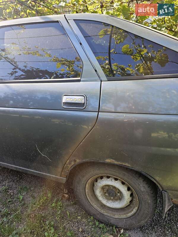 Хэтчбек ВАЗ / Lada 2112 2005 в Пирятине