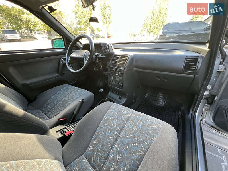 Хэтчбек ВАЗ / Lada 2112 2004 в Киеве