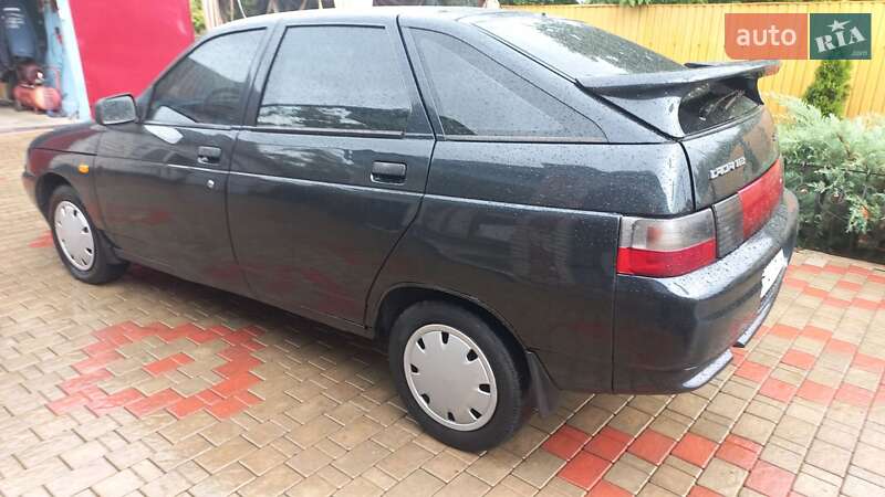 Хэтчбек ВАЗ / Lada 2112 2005 в Врадиевке