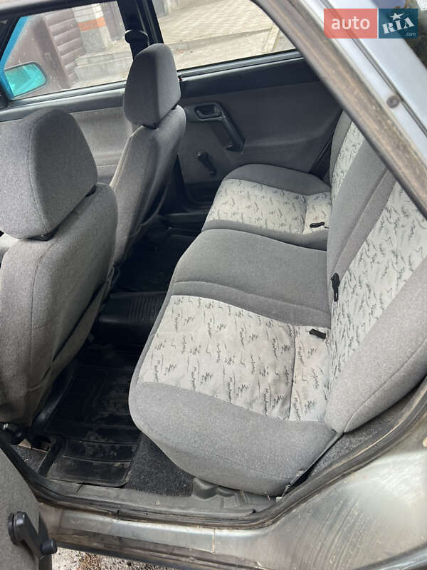 Хэтчбек ВАЗ / Lada 2112 2006 в Кривом Роге