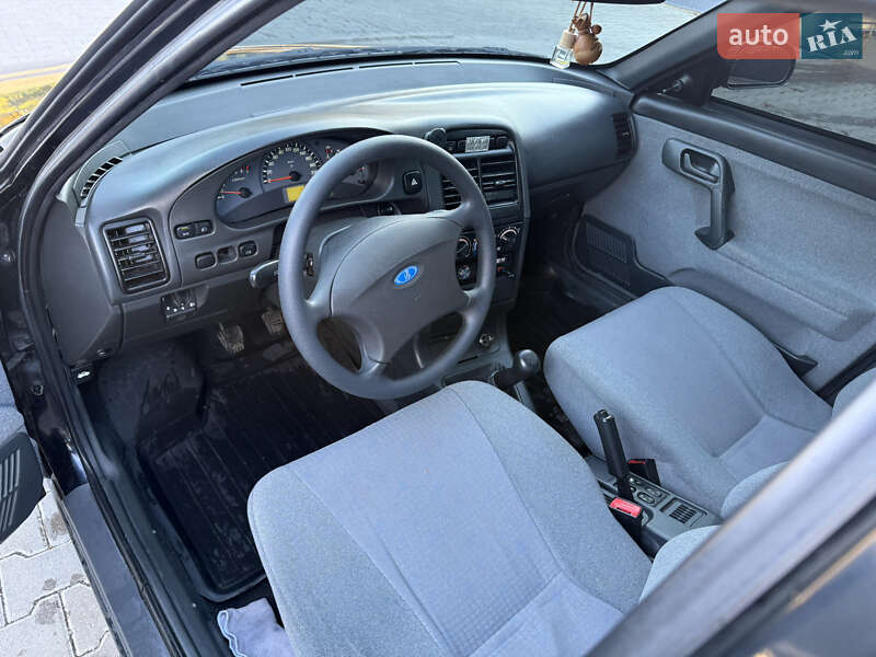 Хэтчбек ВАЗ / Lada 2112 2008 в Львове