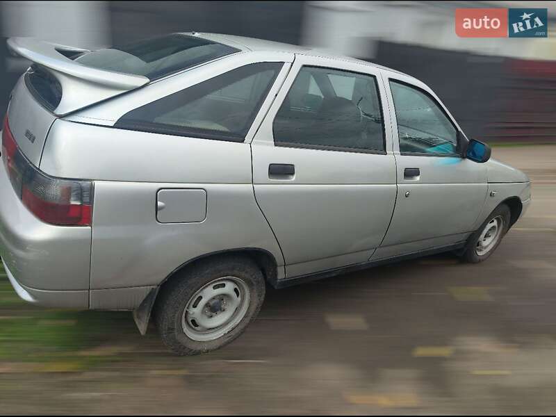 Хэтчбек ВАЗ / Lada 2112 2006 в Черкассах