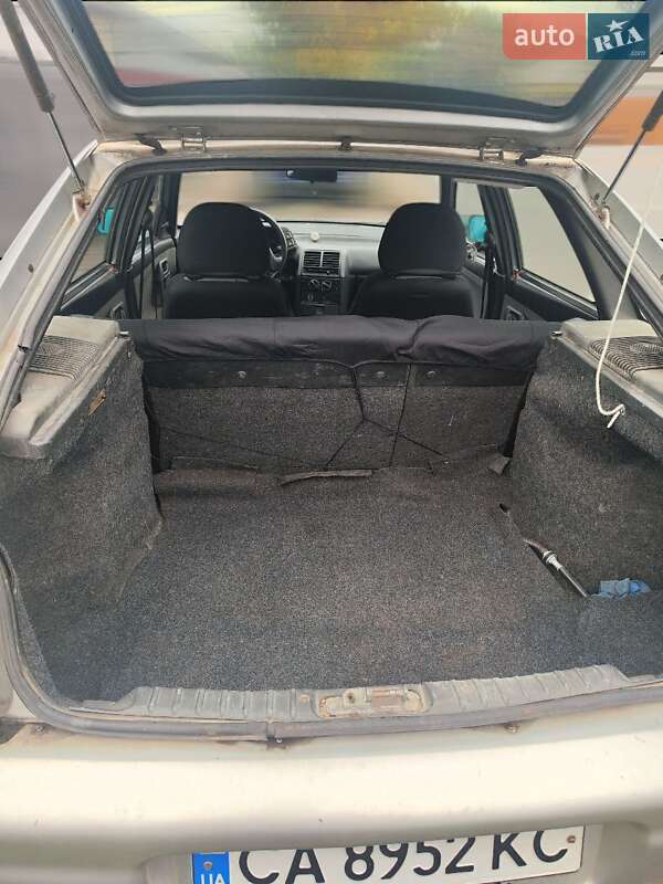 Хэтчбек ВАЗ / Lada 2112 2006 в Черкассах