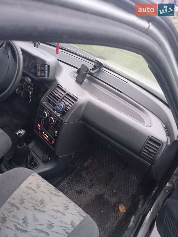 Хэтчбек ВАЗ / Lada 2112 2006 в Полтаве