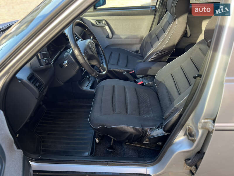 Хетчбек ВАЗ / Lada 2112 2007 в Рівному фото 28 Хетчбек ВАЗ / Lada 2112 2007 в Рівному