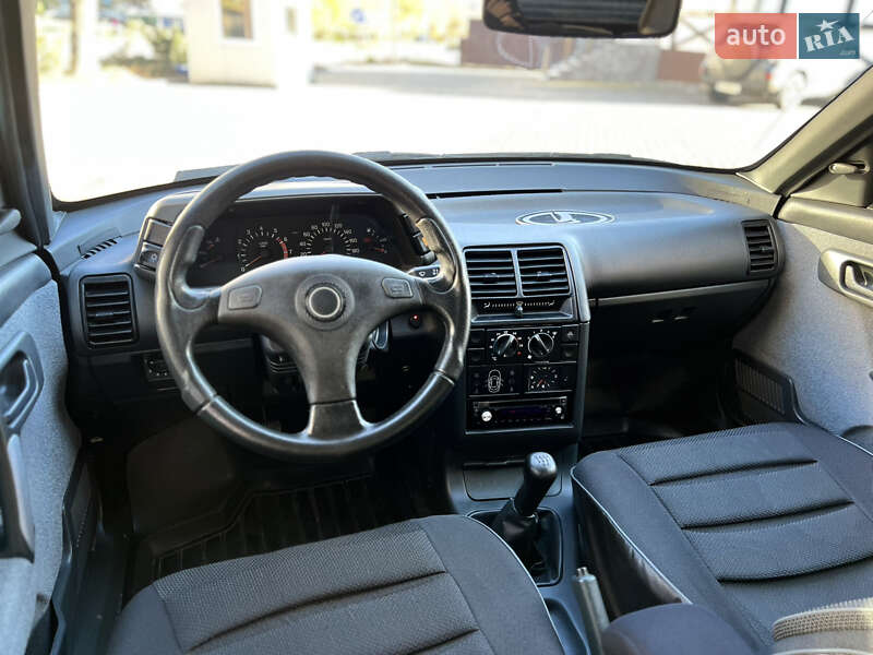 Хетчбек ВАЗ / Lada 2112 2007 в Рівному фото 30 Хетчбек ВАЗ / Lada 2112 2007 в Рівному