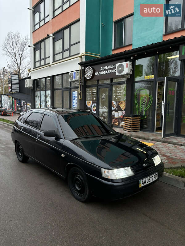 Хэтчбек ВАЗ / Lada 2112 2005 в Чернигове фото 3 Хэтчбек ВАЗ / Lada 2112 2005 в Чернигове