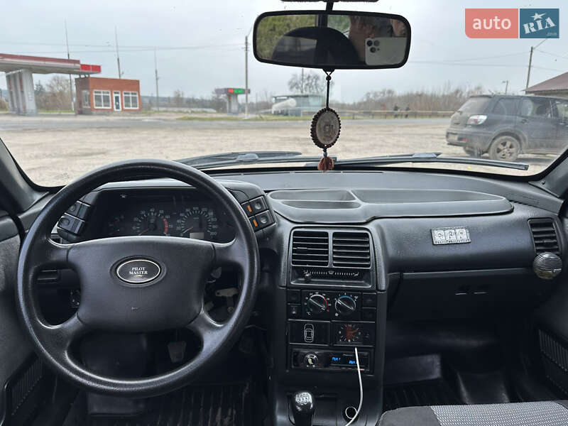 Хэтчбек ВАЗ / Lada 2112 2005 в Мерефа фото 10 Хэтчбек ВАЗ / Lada 2112 2005 в Мерефа