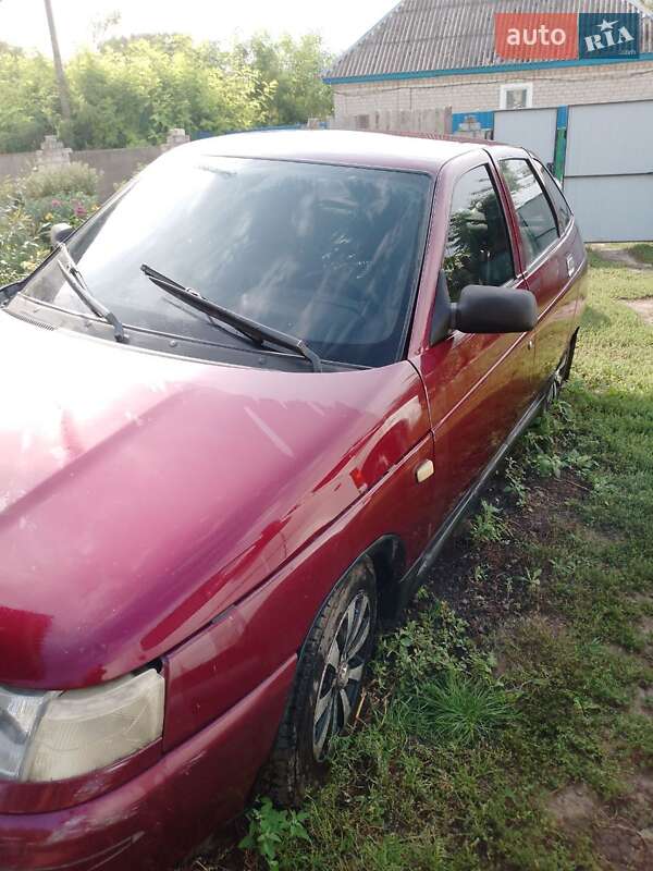 Хэтчбек ВАЗ / Lada 2112 2005 в Кременчуге