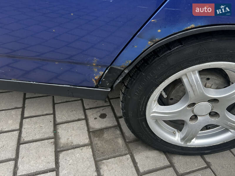 Хетчбек ВАЗ / Lada 2112 2003 в Івано-Франківську