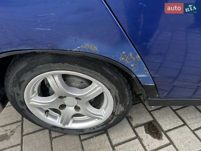 Хетчбек ВАЗ / Lada 2112 2003 в Івано-Франківську