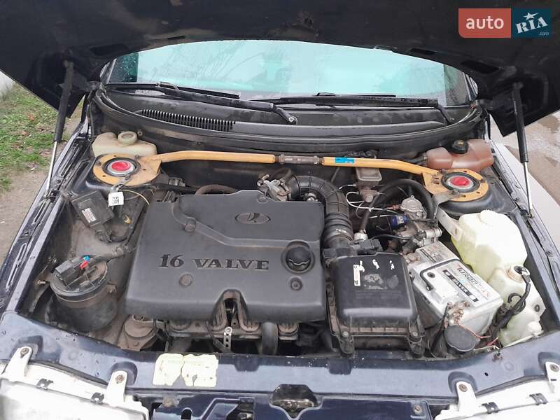 Хэтчбек ВАЗ / Lada 2112 2005 в Харькове