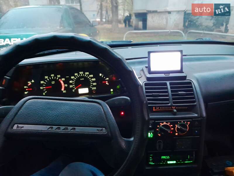 Хэтчбек ВАЗ / Lada 2112 2005 в Харькове