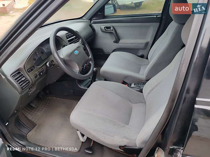 Хэтчбек ВАЗ / Lada 2112 2008 в Козельщине фото 26 Хэтчбек ВАЗ / Lada 2112 2008 в Козельщине