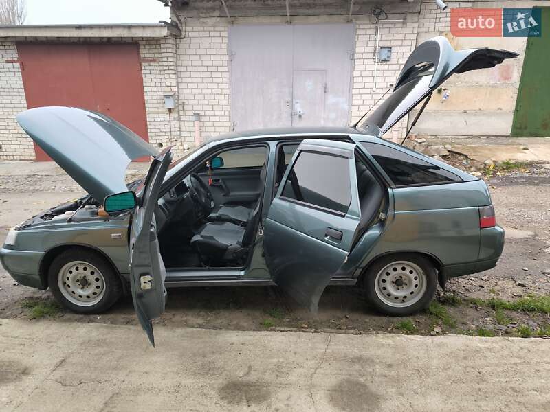 Хетчбек ВАЗ / Lada 2112 2007 в Южноукраїнську