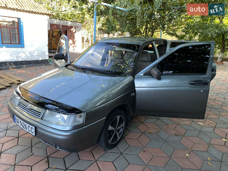 Хэтчбек ВАЗ / Lada 2112 2012 в Первомайске