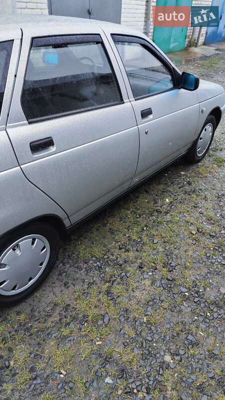 Хетчбек ВАЗ / Lada 2112 2006 в Вараші