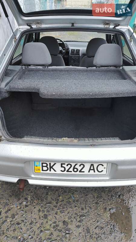 Хетчбек ВАЗ / Lada 2112 2006 в Вараші