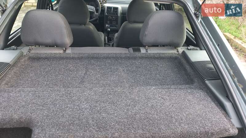 Хэтчбек ВАЗ / Lada 2112 2006 в Николаеве фото 38 Хэтчбек ВАЗ / Lada 2112 2006 в Николаеве