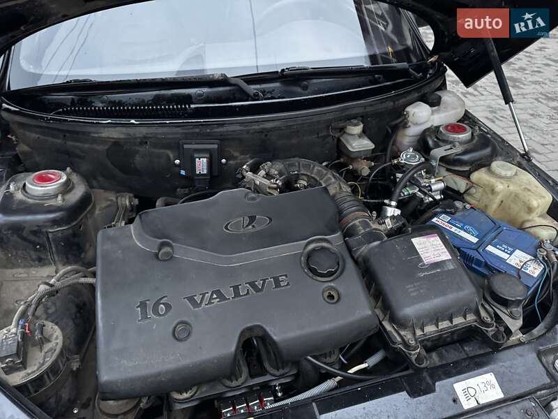 Хэтчбек ВАЗ / Lada 2112 2008 в Харькове