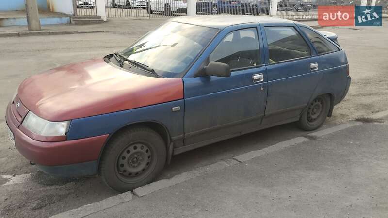 Хетчбек ВАЗ / Lada 2112 2005 в Києві фото 3 Хетчбек ВАЗ / Lada 2112 2005 в Києві