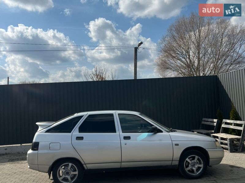 Хэтчбек ВАЗ / Lada 2112 2005 в Фастове