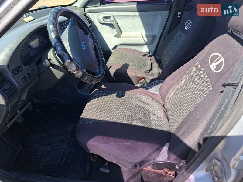 Хэтчбек ВАЗ / Lada 2112 2008 в Киеве