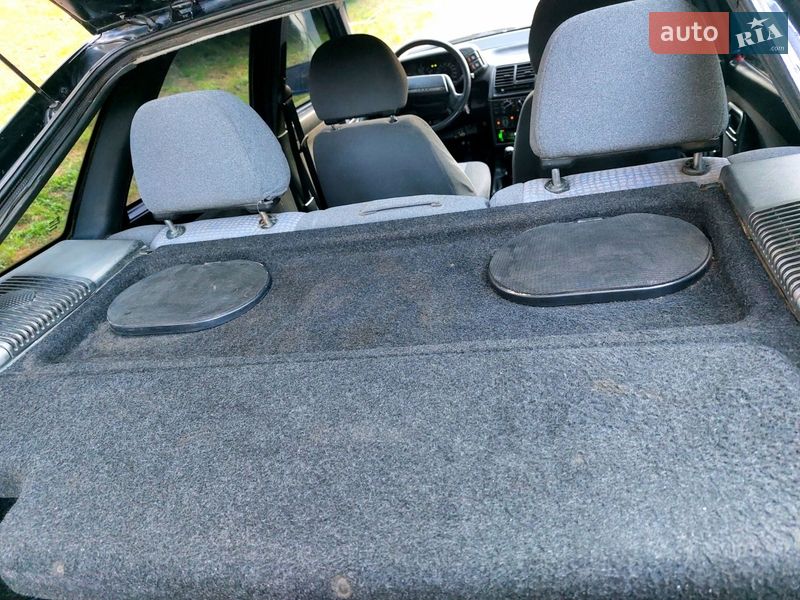 Хэтчбек ВАЗ / Lada 2112 2007 в Тростянце