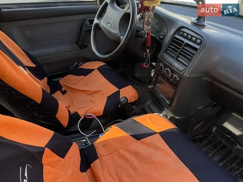 ВАЗ / Lada 2112