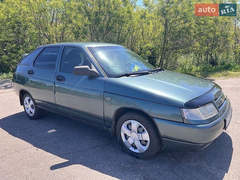 Хэтчбек ВАЗ / Lada 2112 2006 в Хороле