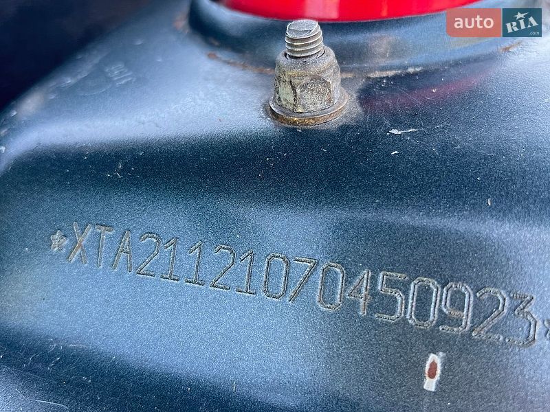 Хэтчбек ВАЗ / Lada 2112 2006 в Хороле