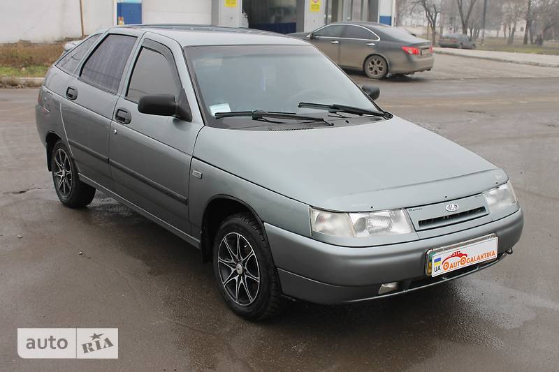 Хэтчбек ВАЗ / Lada 2112 2005 в Николаеве