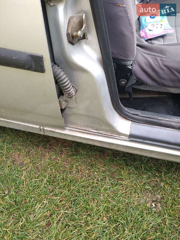 Универсал ВАЗ / Lada 2113 Samara 2002 в Березному