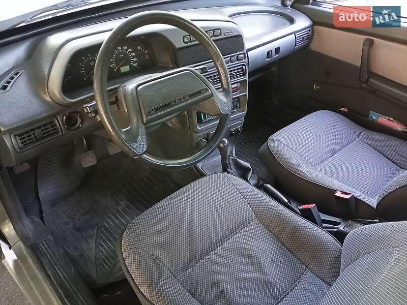 Седан ВАЗ / Lada 2113 Samara 2007 в Киеве