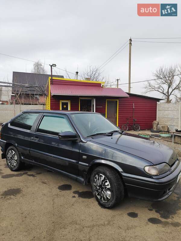 Хэтчбек ВАЗ / Lada 2113 Samara 2005 в Краснограде