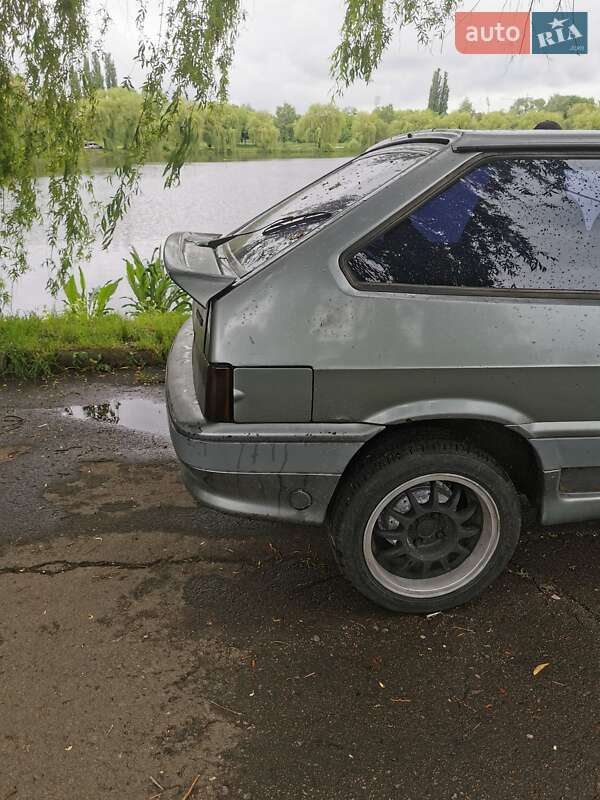 Хэтчбек ВАЗ / Lada 2113 Samara 2005 в Ровно фото 28 Хэтчбек ВАЗ / Lada 2113 Samara 2005 в Ровно