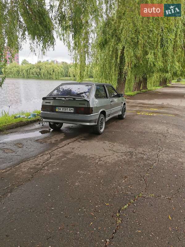 Хэтчбек ВАЗ / Lada 2113 Samara 2005 в Ровно фото 27 Хэтчбек ВАЗ / Lada 2113 Samara 2005 в Ровно