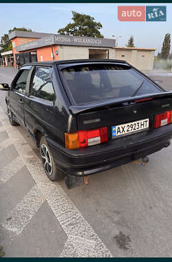Хэтчбек ВАЗ 2113 Samara 2005 в 