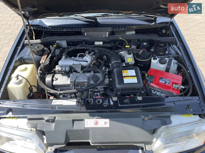 Хэтчбек ВАЗ / Lada 2113 Samara 2006 в Николаеве
