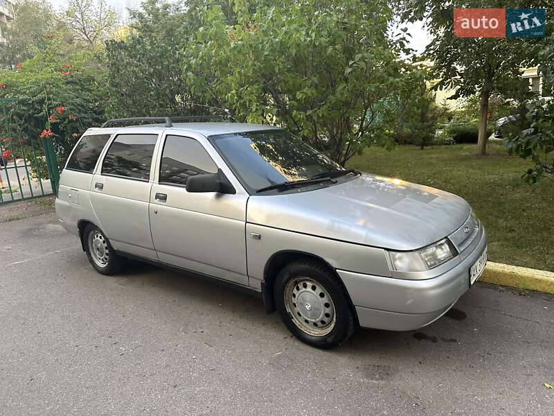 Хэтчбек ВАЗ / Lada 2113 Samara 2004 в Харькове