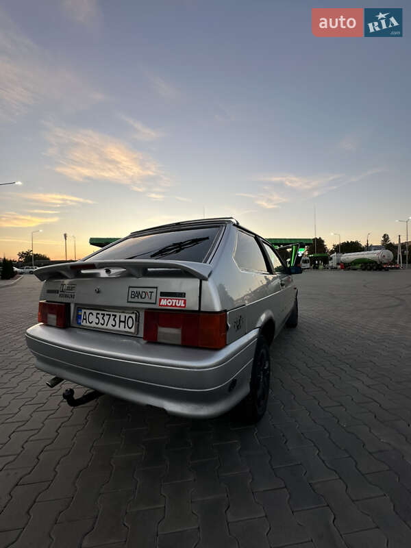 Хэтчбек ВАЗ / Lada 2113 Samara 2006 в Луцке