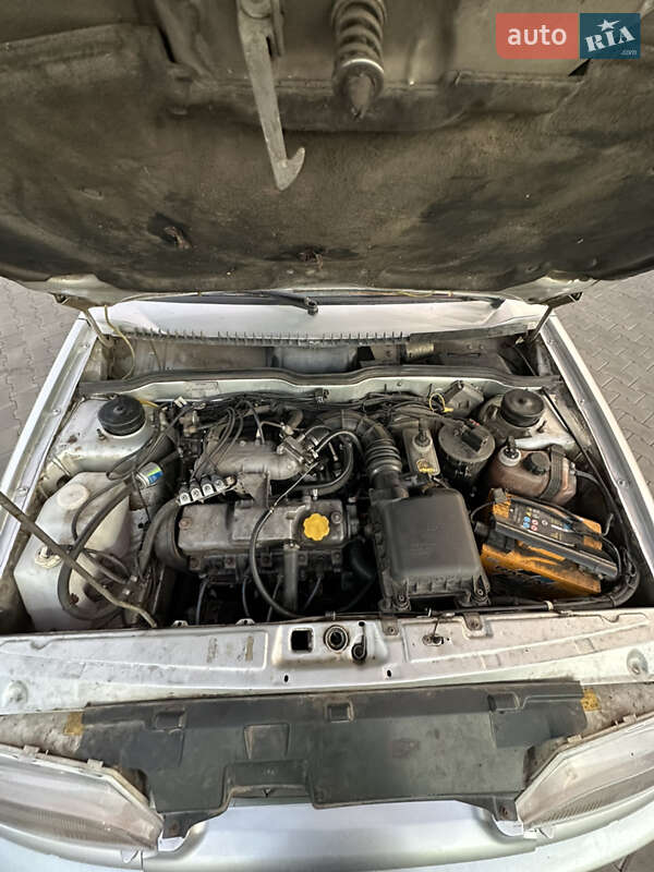 Хэтчбек ВАЗ / Lada 2113 Samara 2006 в Луцке