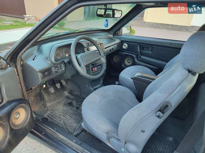 Хэтчбек ВАЗ / Lada 2113 Samara 2005 в Львове