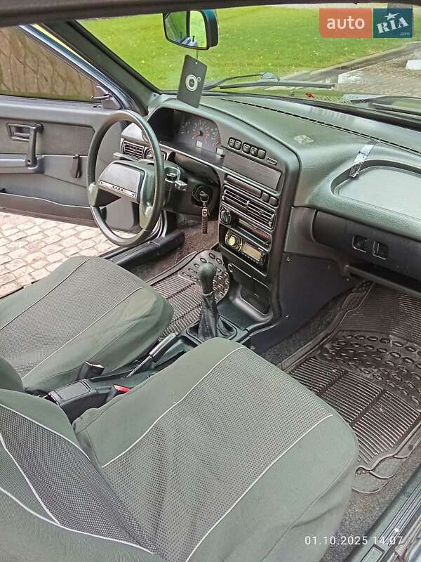 Хэтчбек ВАЗ / Lada 2113 Samara 2006 в Кривом Роге