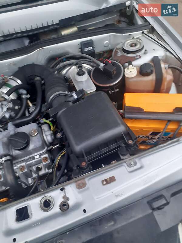 Хэтчбек ВАЗ / Lada 2113 Samara 2005 в Турбовом фото 11 Хэтчбек ВАЗ / Lada 2113 Samara 2005 в Турбовом
