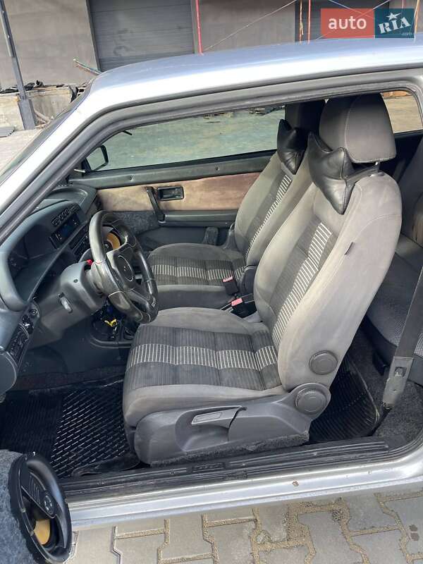 Хэтчбек ВАЗ / Lada 2113 Samara 2007 в Тернополе фото 24 Хэтчбек ВАЗ / Lada 2113 Samara 2007 в Тернополе